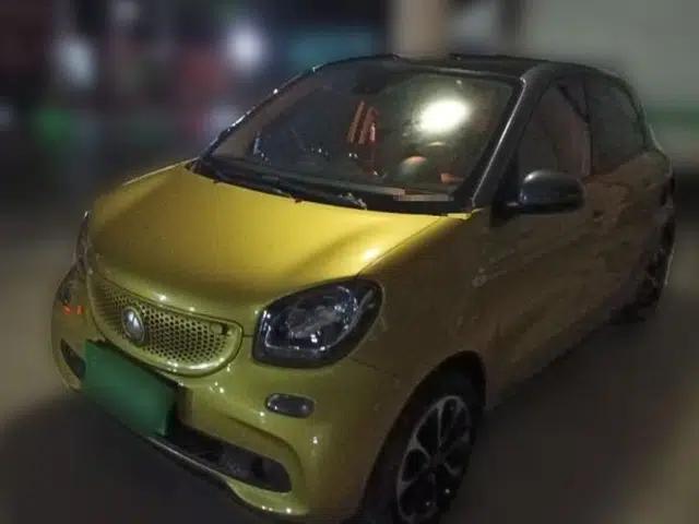 smart forfour 2016 1.0L 52 kW Dynamic Edition