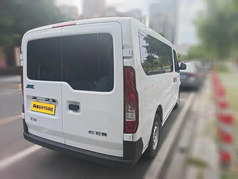 E-Fushun 2025 Model, Window Version, 41.86kWh, Short Wheelbase, Low Roof, 5 Seats — миниатюра 4