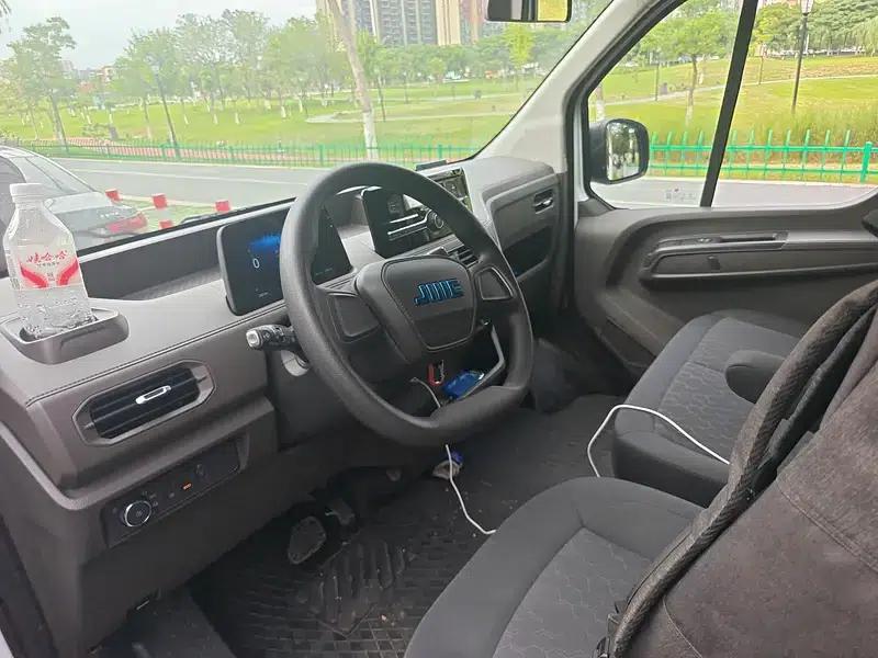 E-Fushun 2025 Model, Window Version, 41.86kWh, Short Wheelbase, Low Roof, 5 Seats — миниатюра 7