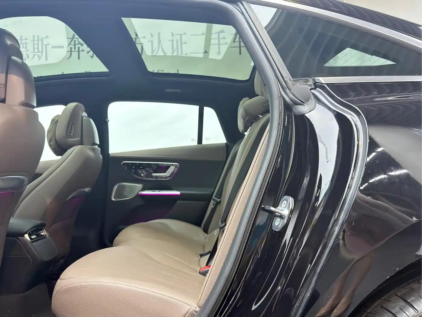 Mercedes-Benz EQE 2025 500 4MATIC Pioneer Edition — миниатюра 12