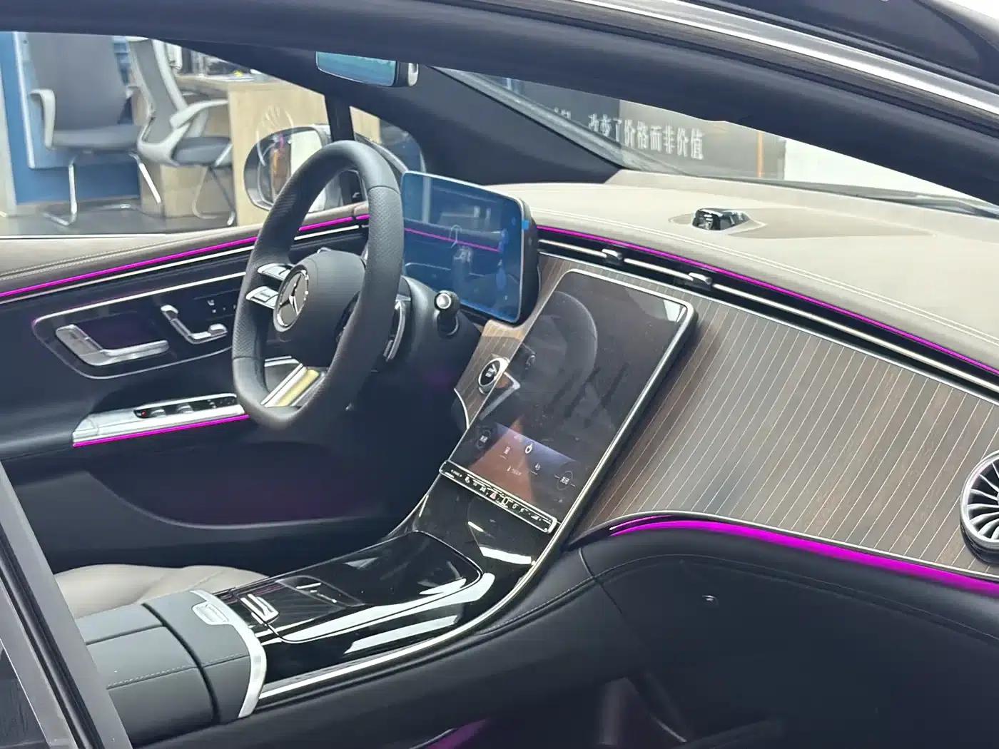 Mercedes-Benz EQE 2025 500 4MATIC Pioneer Edition — миниатюра 18