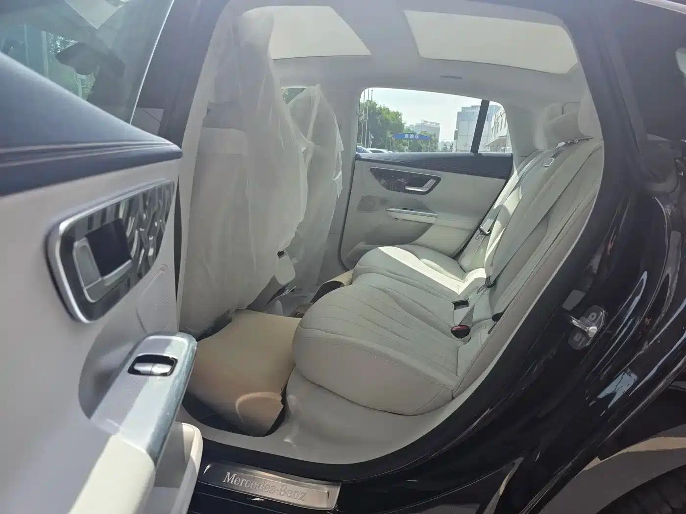 Mercedes-Benz EQE 2025 500 4MATIC Pioneer Edition — миниатюра 8