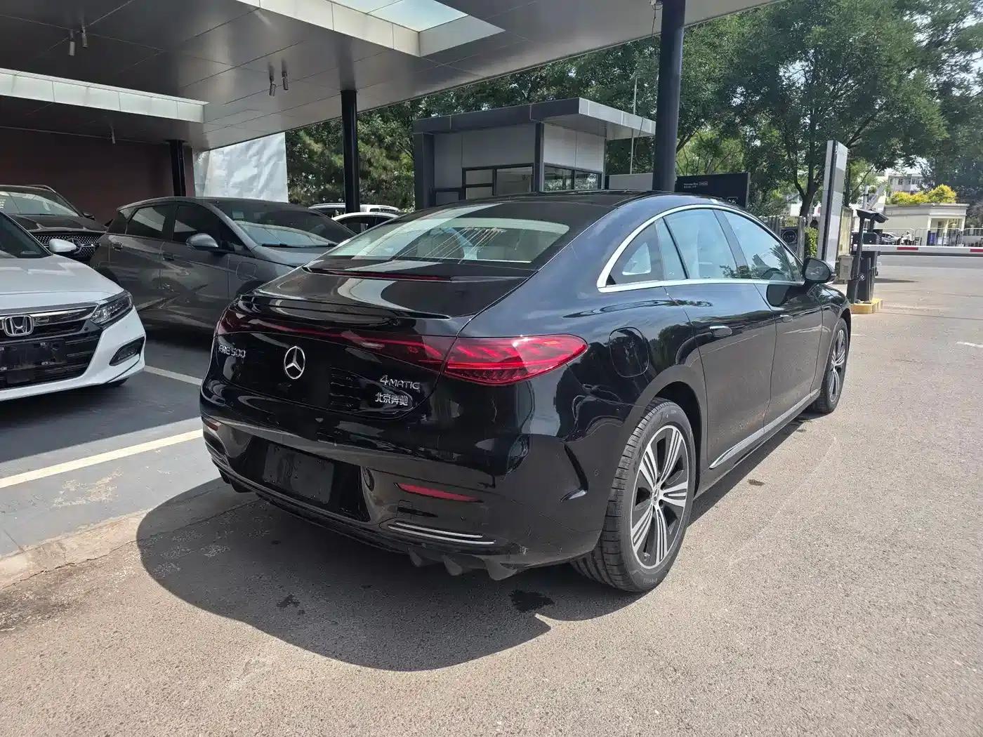 Mercedes-Benz EQE 2025 500 4MATIC Pioneer Edition — миниатюра 9