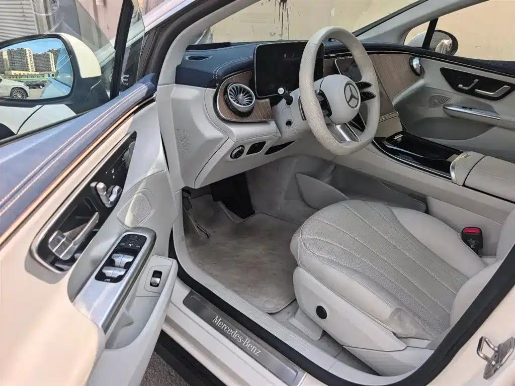 Mercedes-Benz EQE 2025 500 4MATIC Luxury Edition — миниатюра 11