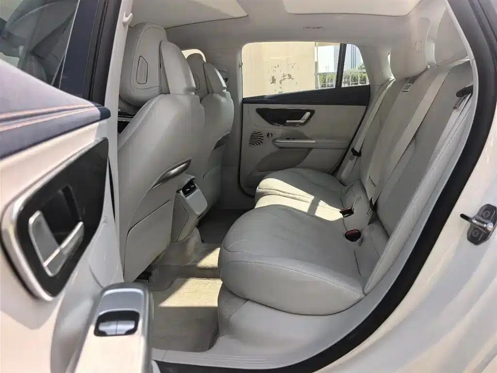 Mercedes-Benz EQE 2025 500 4MATIC Luxury Edition — миниатюра 15