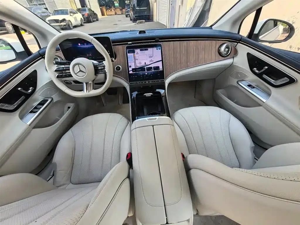 Mercedes-Benz EQE 2025 500 4MATIC Luxury Edition — миниатюра 3