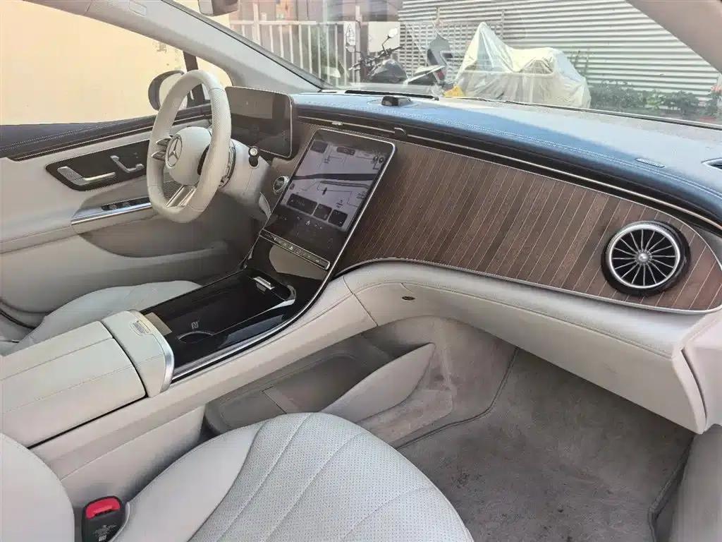 Mercedes-Benz EQE 2025 500 4MATIC Luxury Edition — миниатюра 10