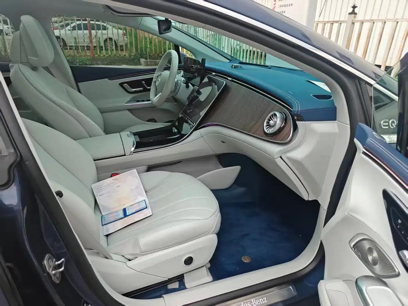 Mercedes-Benz EQE 2022 350 Luxury Edition — миниатюра 13
