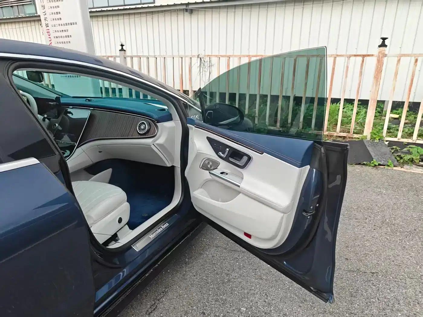 Mercedes-Benz EQE 2022 350 Luxury Edition — миниатюра 14