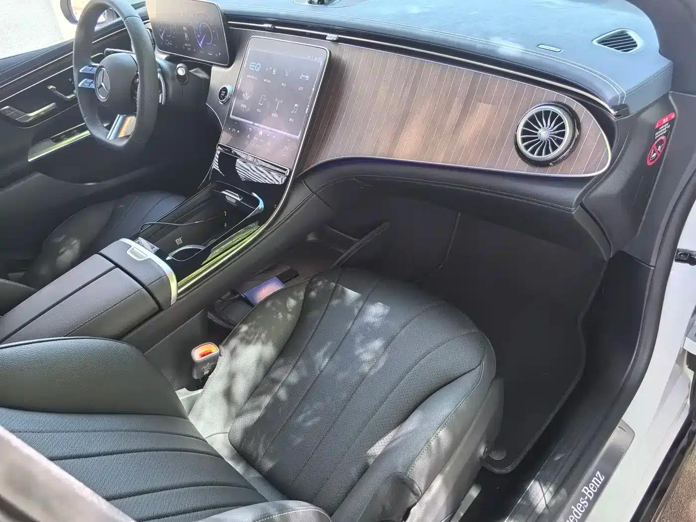 Mercedes-Benz EQE 2025 500 4MATIC Luxury Edition — миниатюра 13