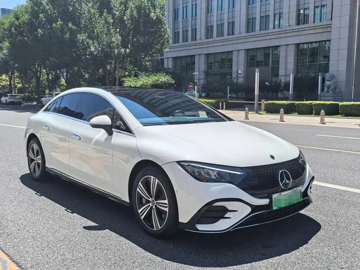 Mercedes-Benz EQE 2025 500 4MATIC Luxury Edition — миниатюра 5