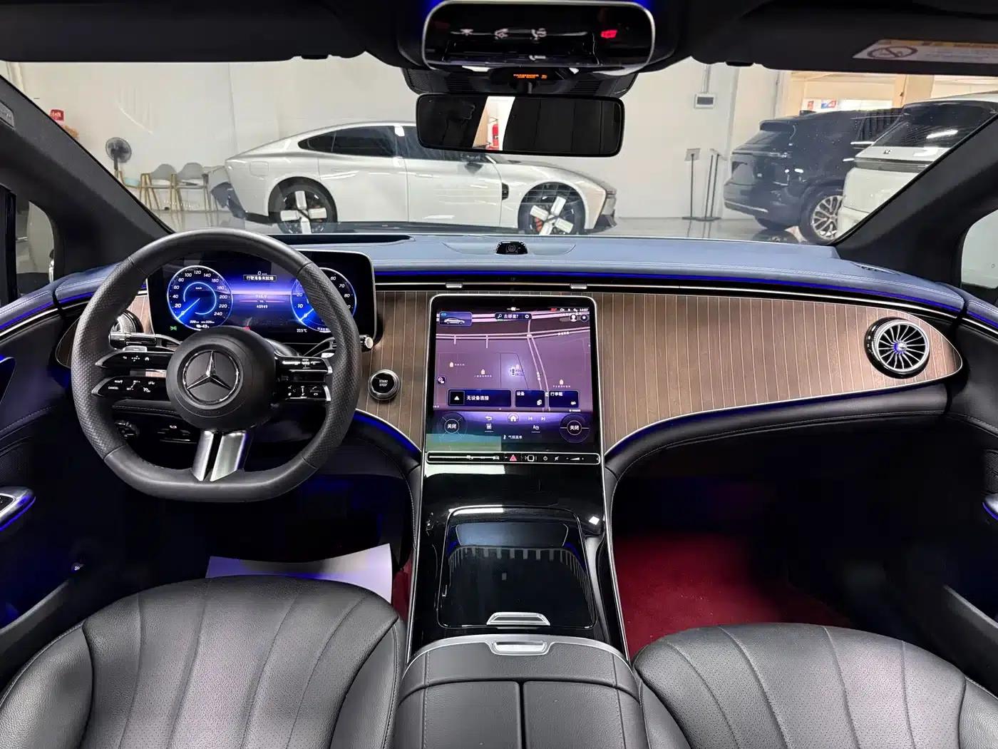 Mercedes-Benz EQE 2022 350 Luxury Edition — миниатюра 9