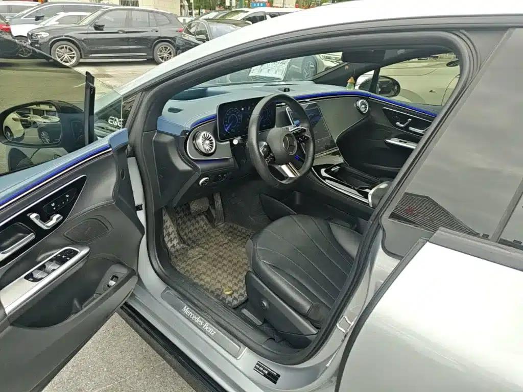 Mercedes-Benz EQE 2022 350 First Edition — миниатюра 16