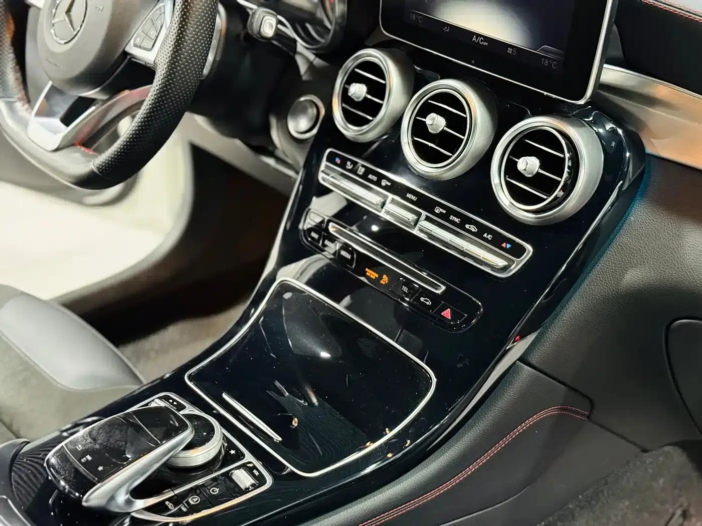 2017 Mercedes-Benz GLC AMG 43 4MATIC — миниатюра 15