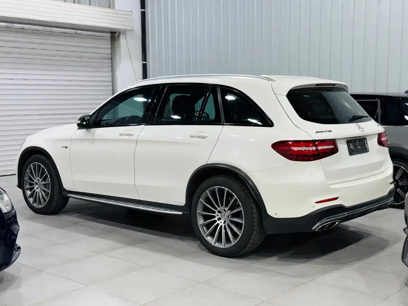2017 Mercedes-Benz GLC AMG 43 4MATIC — миниатюра 4