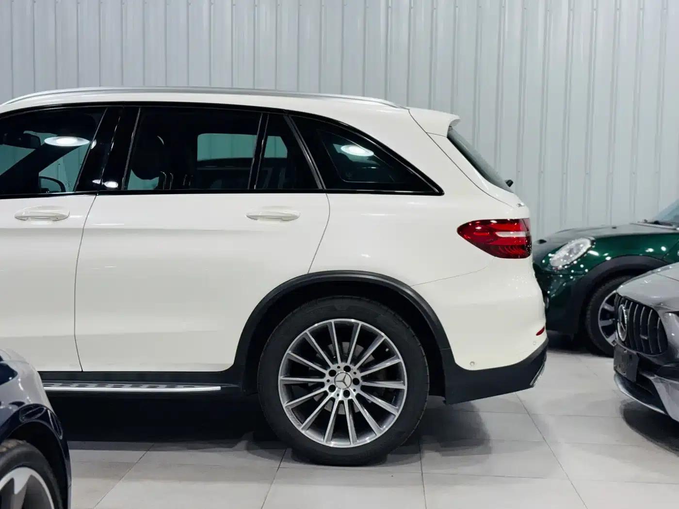 2017 Mercedes-Benz GLC AMG 43 4MATIC — миниатюра 5