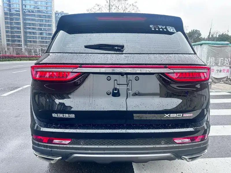 Jetour X90 PLUS 2023 1.6TD DCT Manor — миниатюра 6