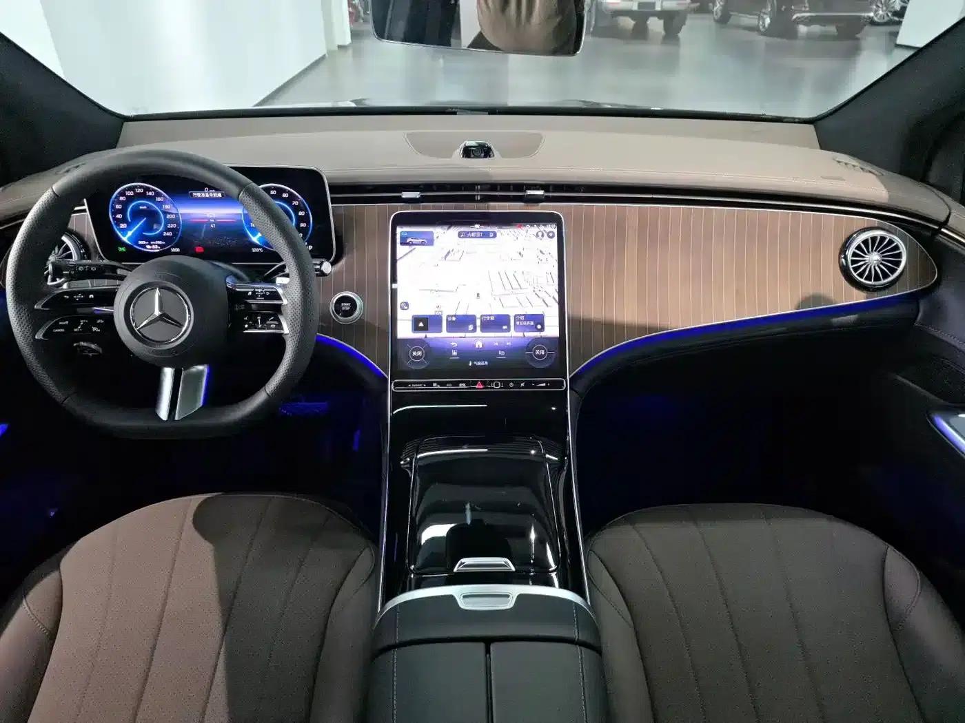 Mercedes-Benz EQE SUV 2024 500 4MATIC Pioneer Edition — миниатюра 9