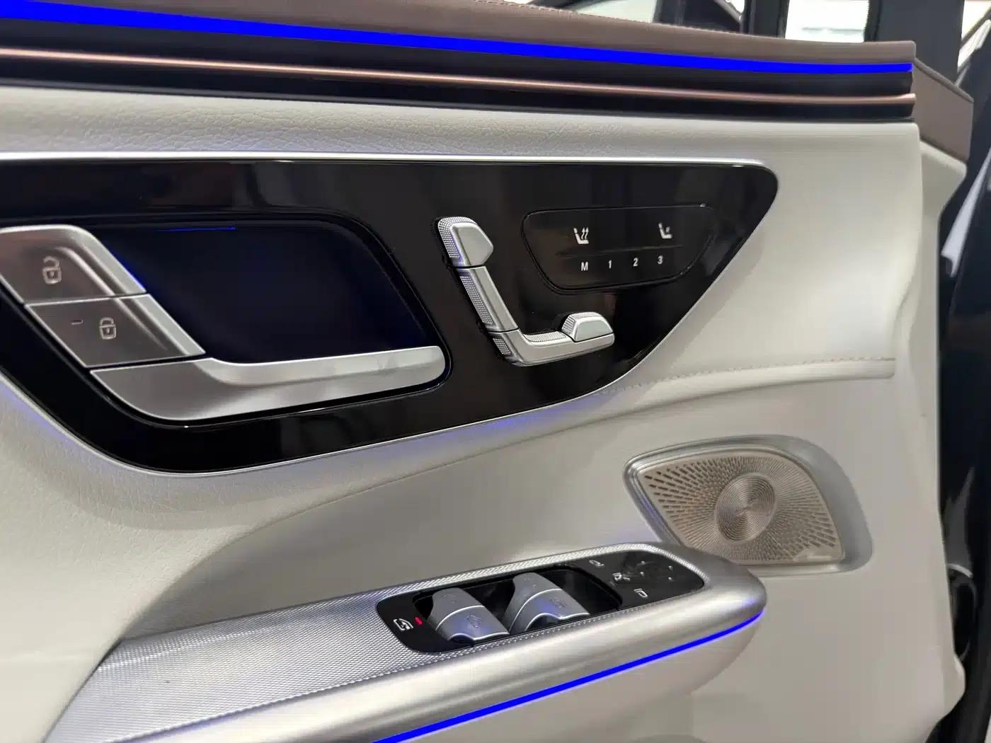 Mercedes-Benz EQE SUV 2023 350 4MATIC Pioneer Edition — миниатюра 7