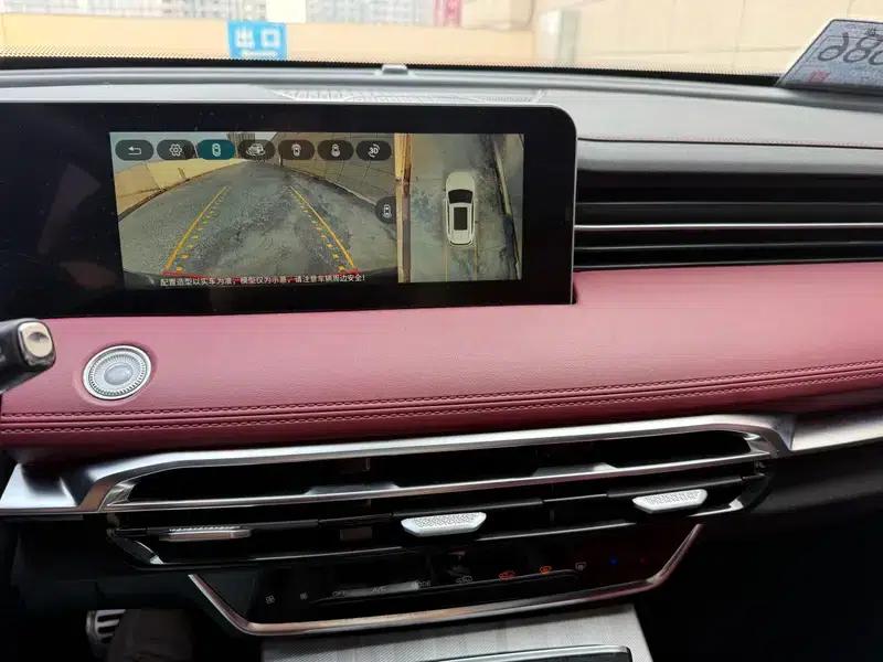 Jetour X70 PRO 2023 1.6TD DCT Enjoy PRO 7-seater — миниатюра 9
