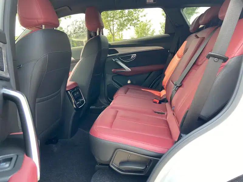 Jetour X70 PRO 2023 1.5T DCT Comfort 7-Seater — миниатюра 16