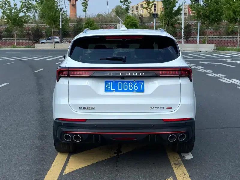 Jetour X70 PRO 2023 1.5T DCT Comfort 7-Seater — миниатюра 5