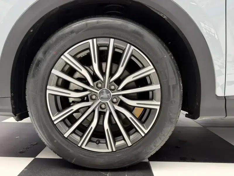 Jetour X70 PRO 2023 1.5T DCT Comfort 5-seater — миниатюра 9