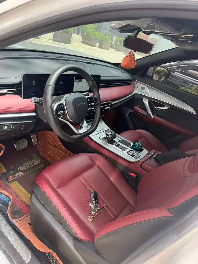 Jetour X70 PRO 2023 1.5T DCT Comfort 7-Seater — миниатюра 8