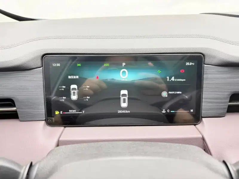 Jetour X90 PRO 2024 2.0TD DCT Premium Edition — миниатюра 15