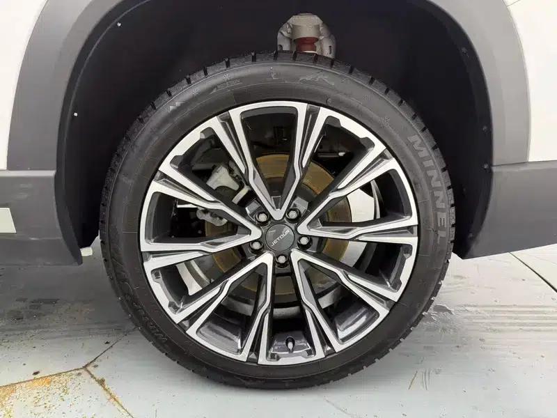 Jetour X90 PRO 2024 2.0TD DCT Premium Edition — миниатюра 9