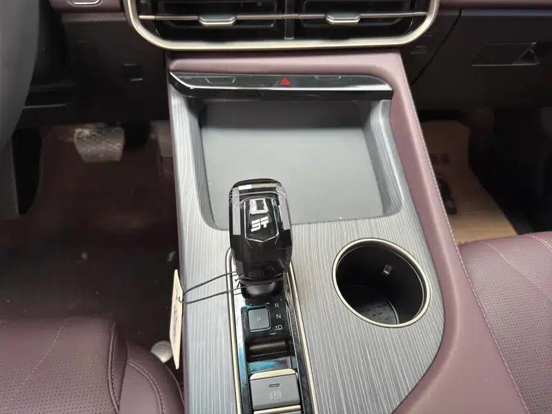 Jetour X90 PRO 2024 1.6TD DCT Luxury Edition — миниатюра 12