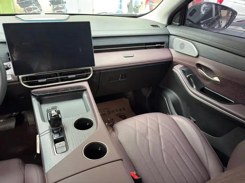 Jetour X90 PRO 2024 1.6TD DCT Luxury Edition — миниатюра 7