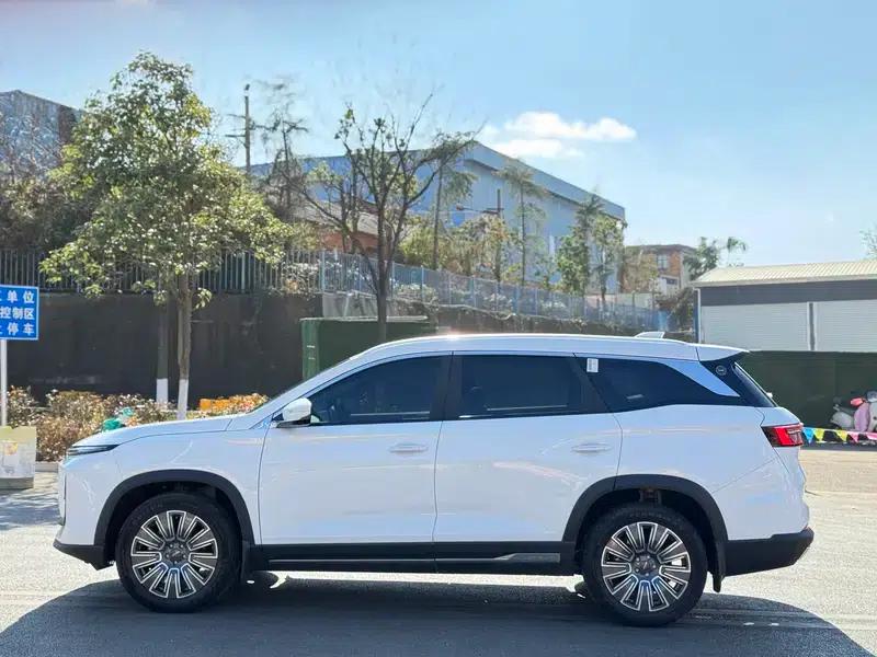 Jetour X90 PRO 2024 1.6TD DCT Luxury Edition — миниатюра 4