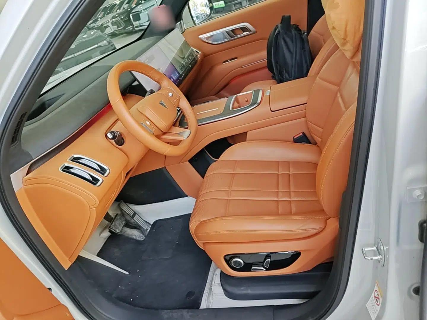 Deepal S09 2025 Four-Wheel Drive Ultra+ Custom Edition — миниатюра 22