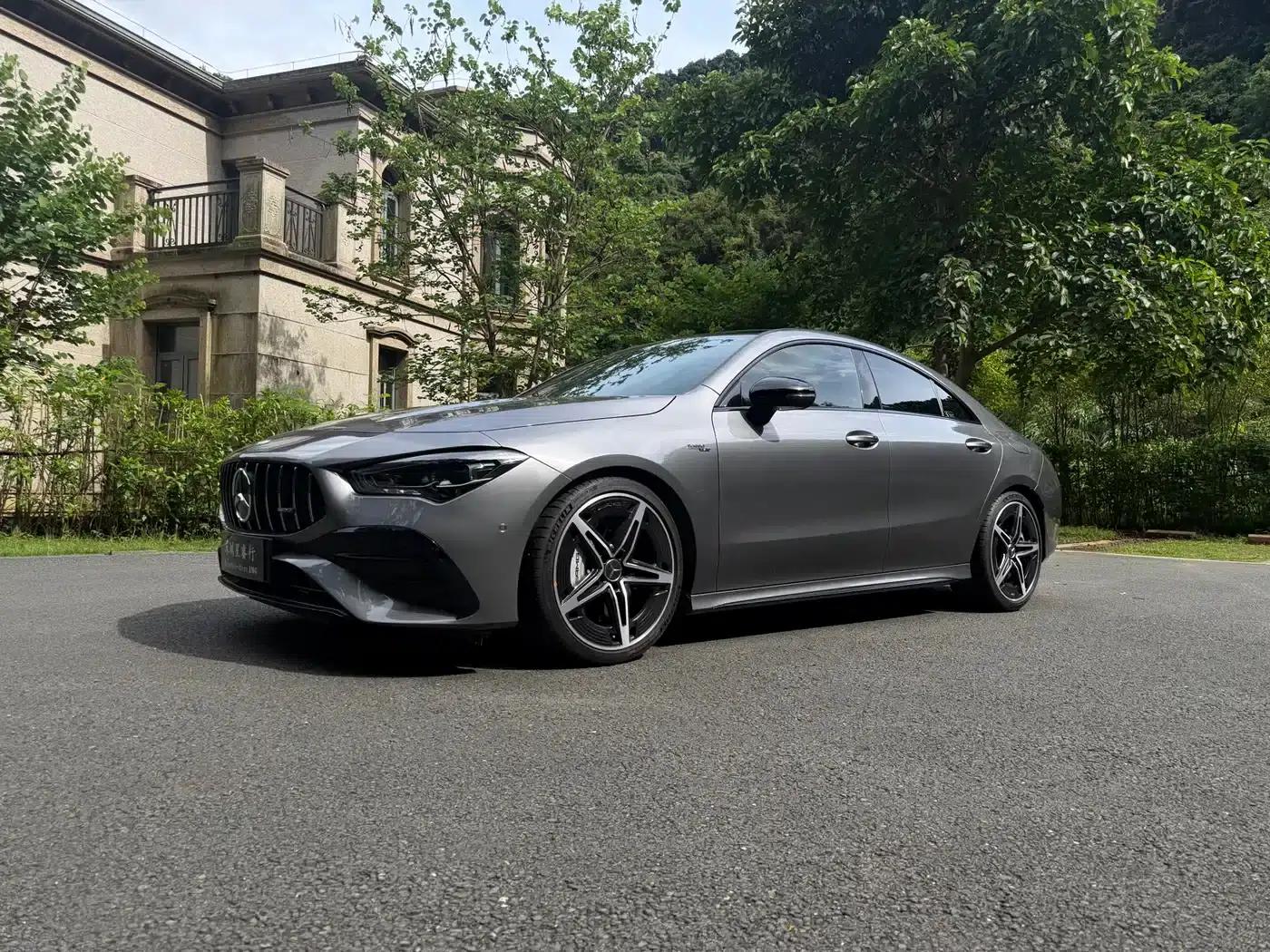 2025 Mercedes-Benz CLA AMG 35 4MATIC — миниатюра 1