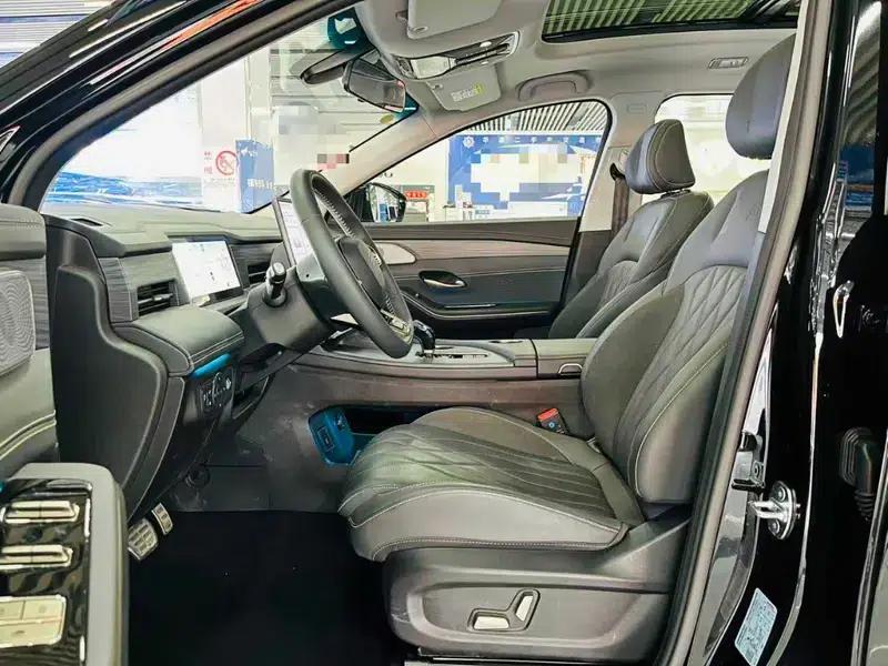 Jetour X90 C-DM 2025 1.5TD DHT Elite Edition — миниатюра 12