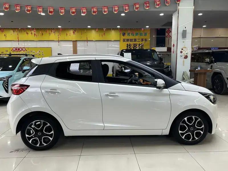 Yizhi EV3 2019 Cool Run Edition — миниатюра 7