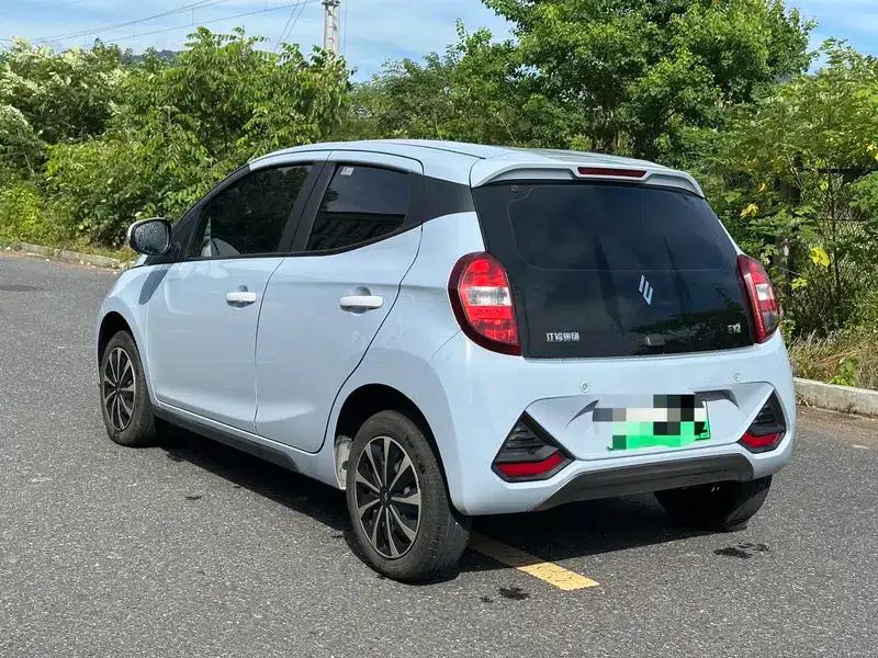 Yizhi EV2 2024 PLUS Comfort Model — миниатюра 4