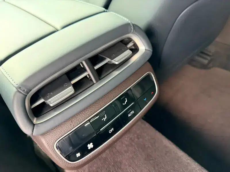 Genesis G80 2023 2.5T AWD Flagship Edition — миниатюра 9