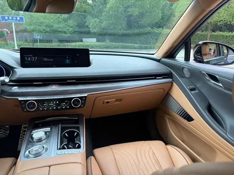 Genesis G80 2023 2.5T 2WD Flagship Edition — миниатюра 12
