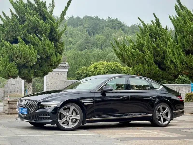 Genesis G80 2023 2.5T 2WD Flagship Edition — миниатюра 17