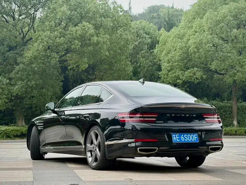 Genesis G80 2023 2.5T 2WD Flagship Edition — миниатюра 3