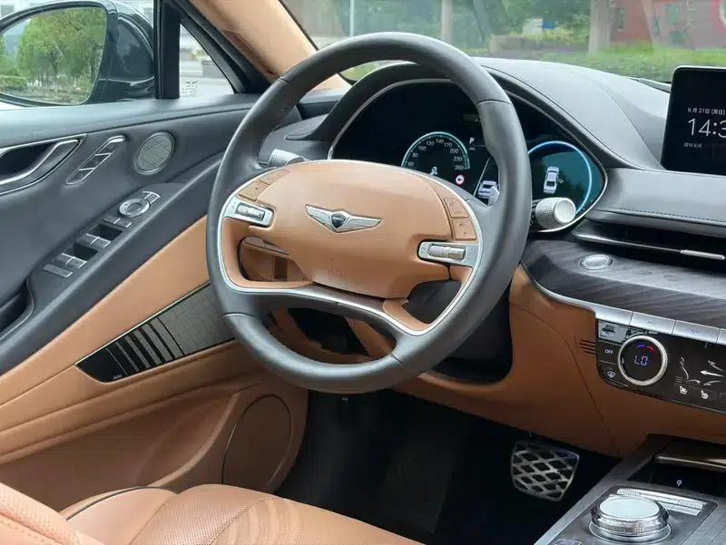 Genesis G80 2023 2.5T 2WD Flagship Edition — миниатюра 24