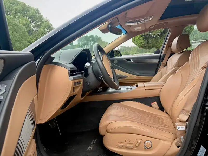 Genesis G80 2023 2.5T 2WD Flagship Edition — миниатюра 32