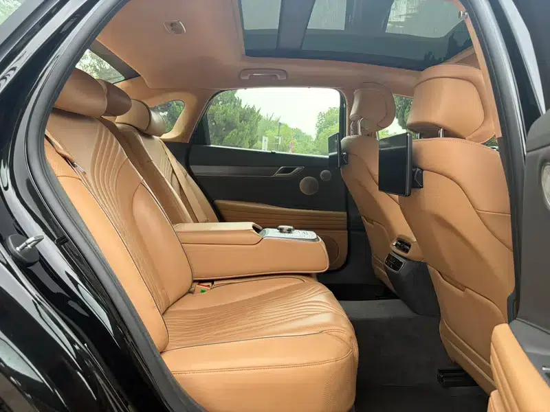 Genesis G80 2023 2.5T 2WD Flagship Edition — миниатюра 37