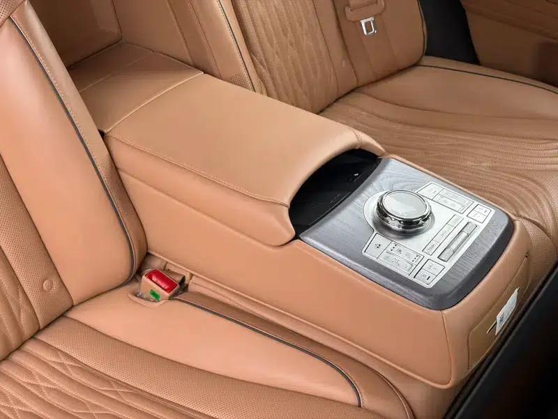 Genesis G80 2023 2.5T 2WD Flagship Edition — миниатюра 8
