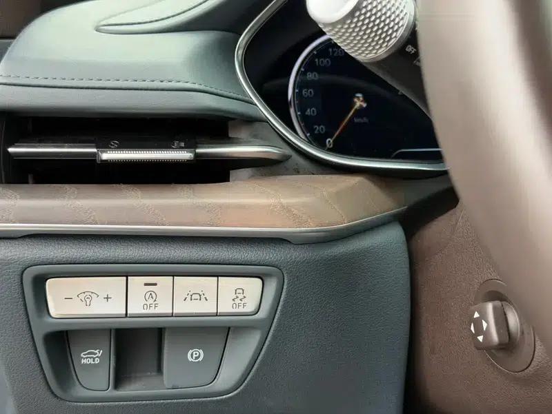 Genesis G80 2021 2.5T 2WD Flagship Edition — миниатюра 7