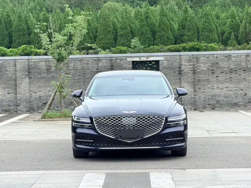 Genesis G80 2023 2.5T 2WD Flagship Edition — миниатюра 2