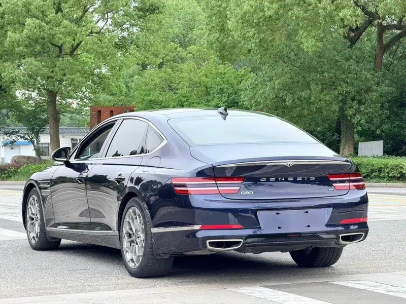 Genesis G80 2023 2.5T 2WD Flagship Edition — миниатюра 4