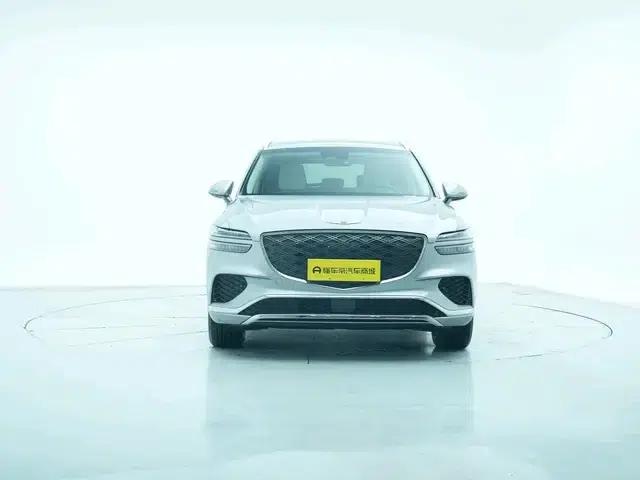 Genesis GV70 2025 2.5T Rear-Wheel Drive Luxury Edition — миниатюра 2